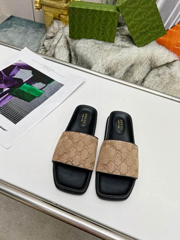 Gucci Men's Slippers 344